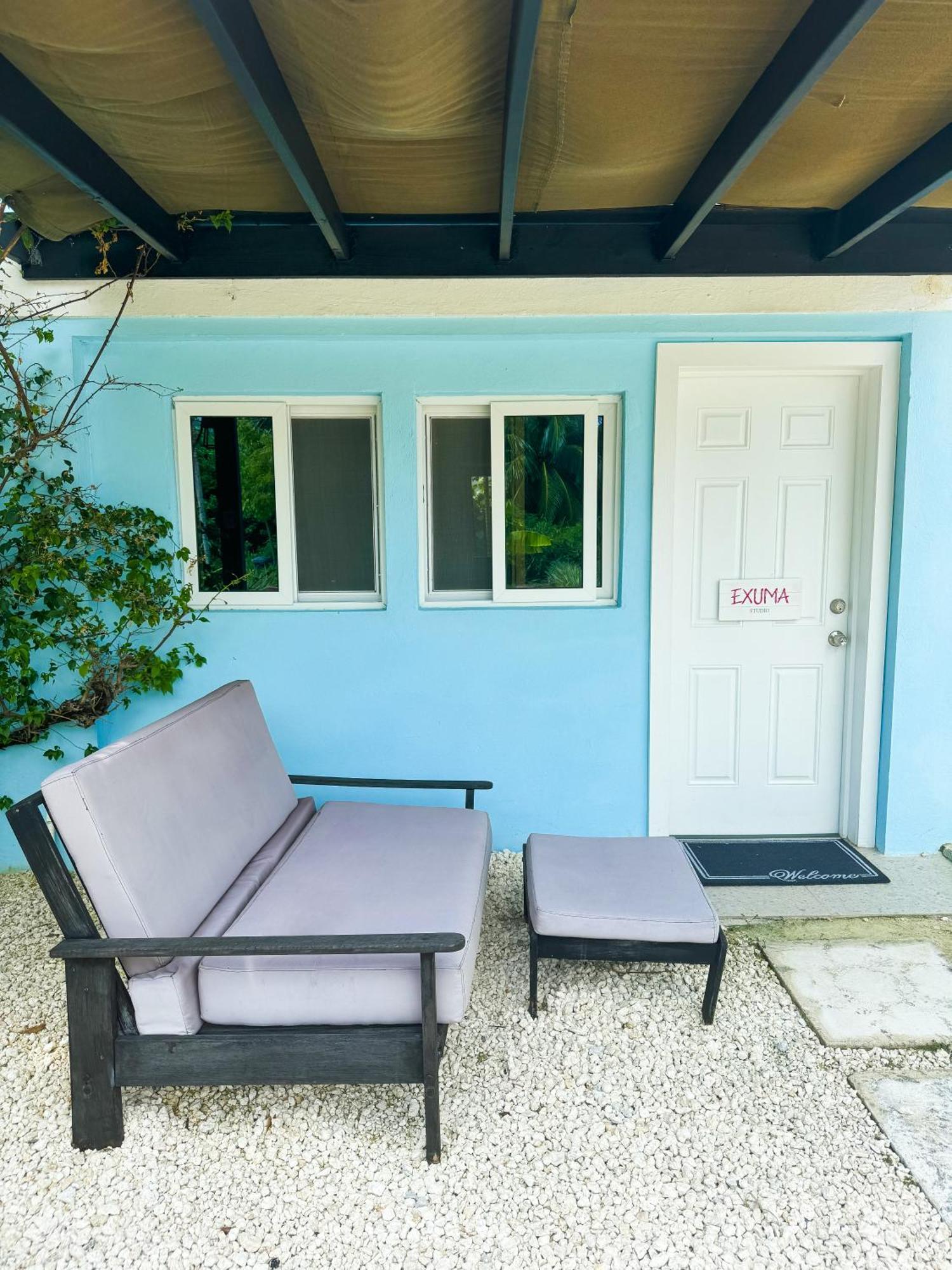Studio, 100 Feet From The Beach ナッソー エクステリア 写真